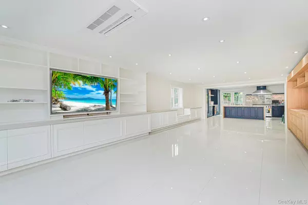 Staten Island, NY 10305,82 Piedmont AVE