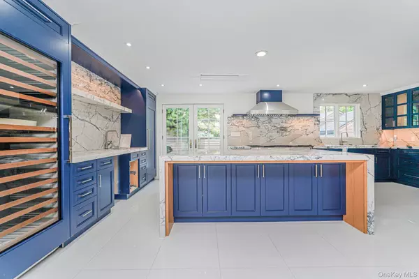 Staten Island, NY 10305,82 Piedmont AVE