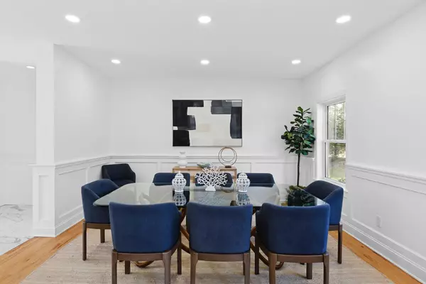 Southampton, NY 11968,52 Sandy Hollow RD