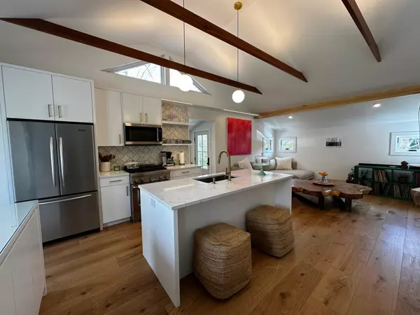 Sag Harbor, NY 11963,51 Stoney Hill RD