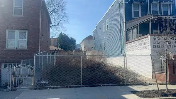 Bronx, NY 10473,2162 Story AVE