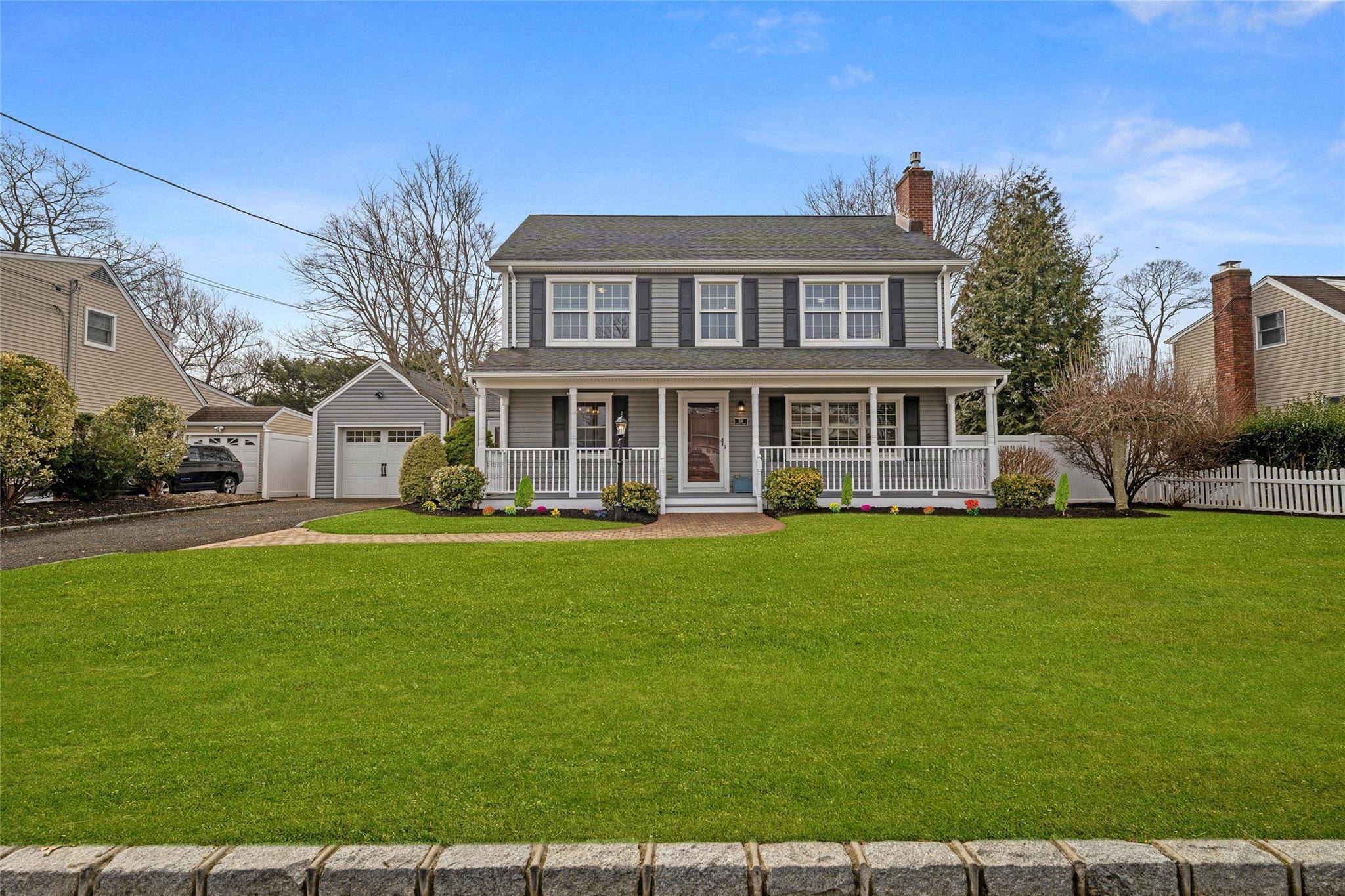 West Islip, NY 11795,316 George ST