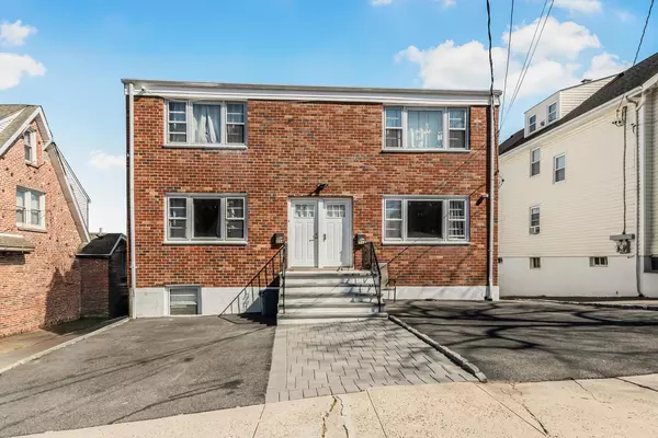 Yonkers, NY 10704,114 Catskill AVE
