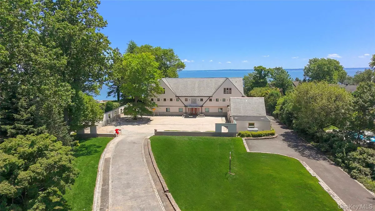 Mamaroneck, NY 10543,1016 Orienta AVE