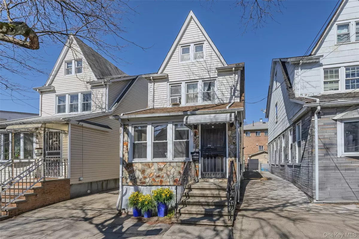 Queens Village, NY 11428,221-15 92nd AVE