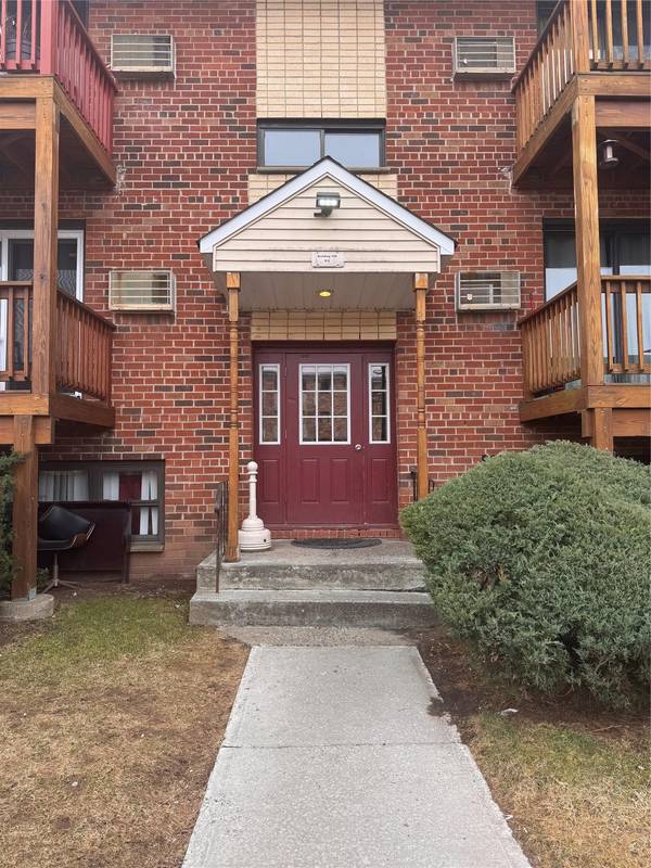 108 Union RD #2R, Spring Valley, NY 10977