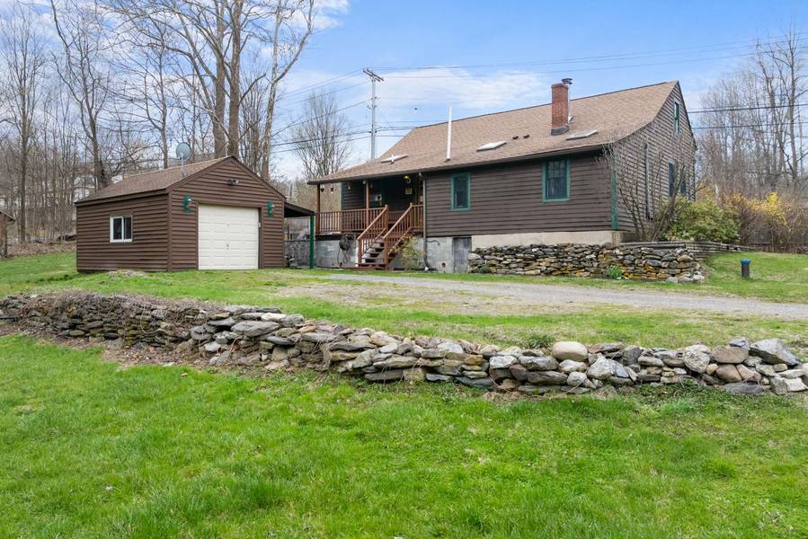 4 Beekman Poughquag RD, Poughquag, NY 12570