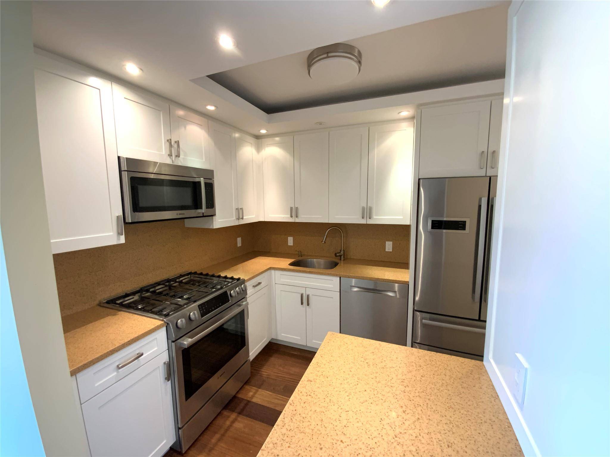 Floral Park, NY 11005,27010 Grand Central Parkway Pkwy #21A