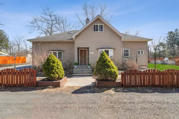 38 Overland DR, Wallkill, NY 12589