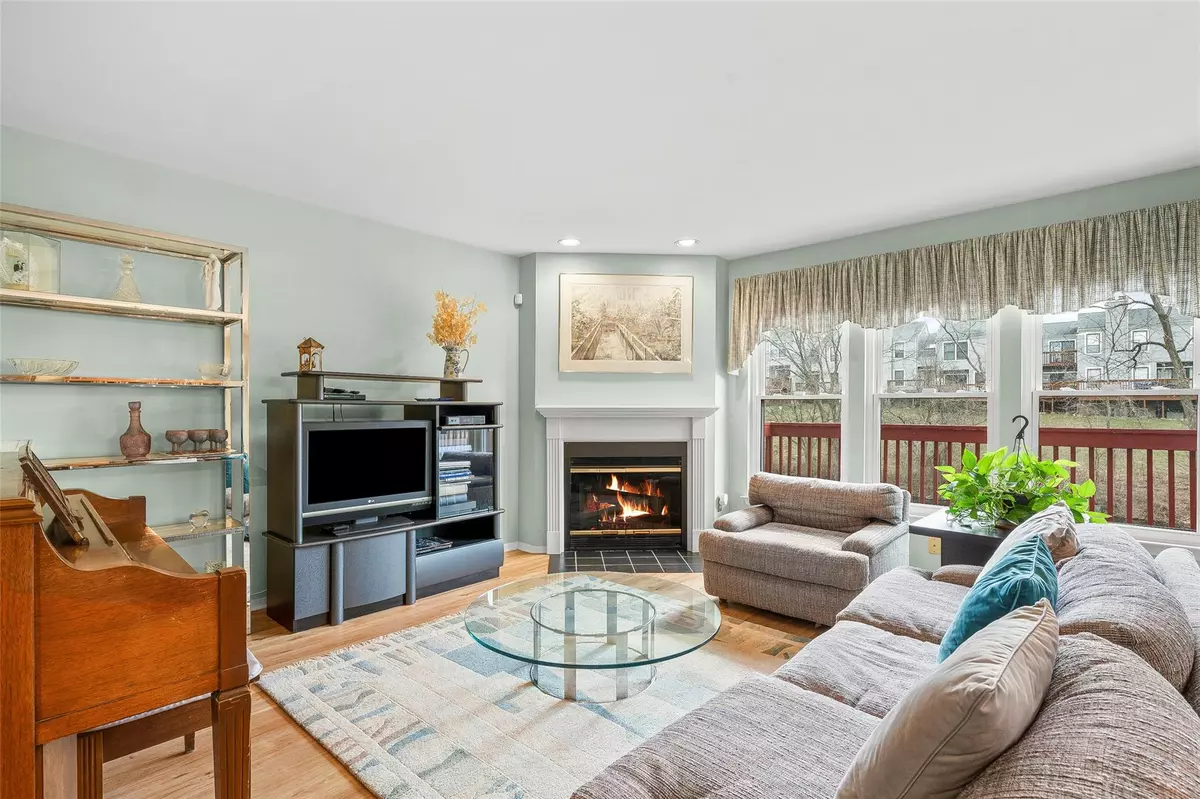 Ossining, NY 10562,162 Club CT