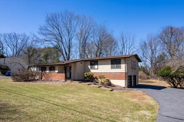 13 Barrie DR, Spring Valley, NY 10977