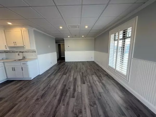Island Park, NY 11558,161 Long Beach RD
