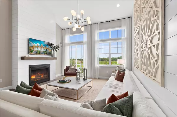 300 Silver Timber DR #300, Yaphank, NY 11980