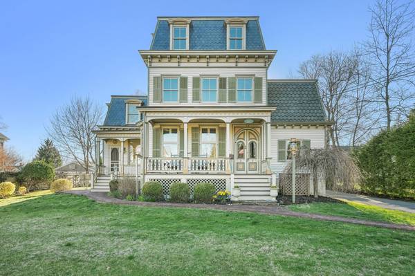 242 Melbourne AVE, Mamaroneck, NY 10543