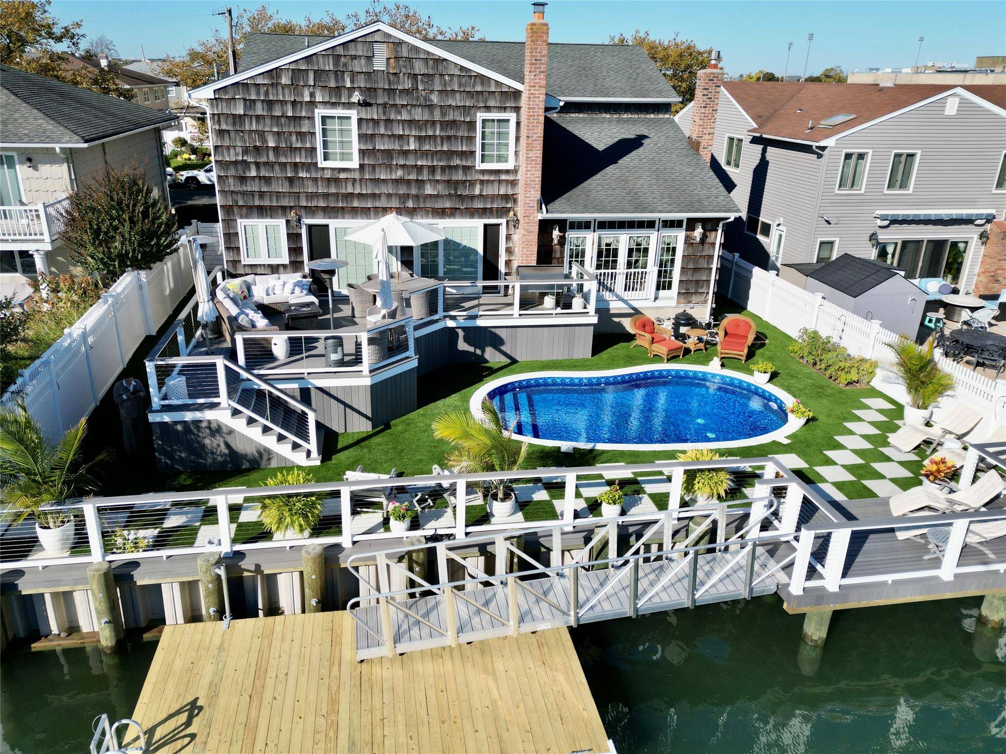 Lido Beach, NY 11561,246 Lagoon DR