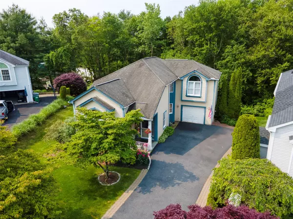 Mahopac, NY 10541,32 Coventry CIR