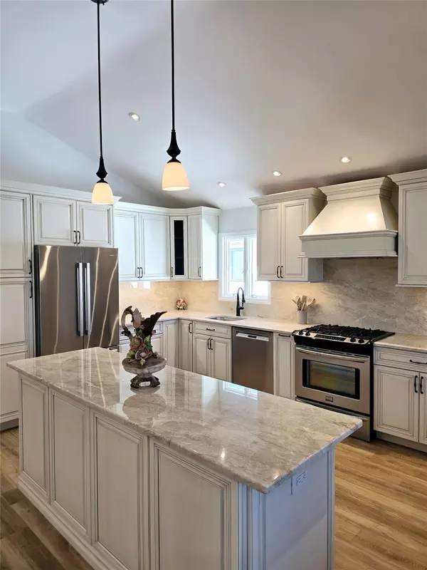 Howard Beach, NY 11414,164-32 88th ST