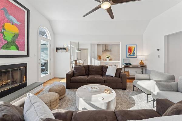 Hampton Bays, NY 11946,14 Hildreth RD