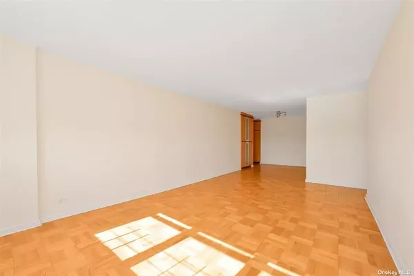 Forest Hills, NY 11375,102-30 66 RD #24H