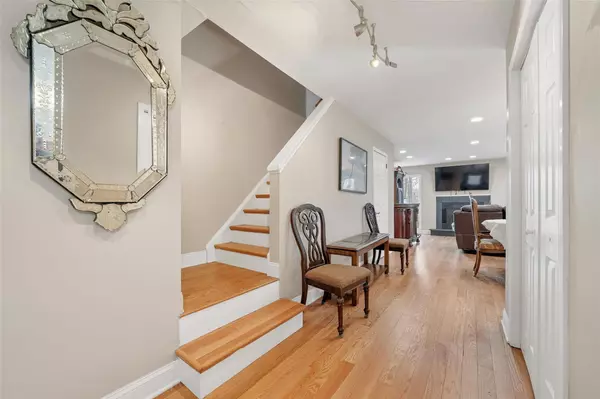Highland Mills, NY 10930,10 Ironwood DR