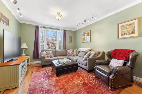 Forest Hills, NY 11375,68-37 108 ST #2E