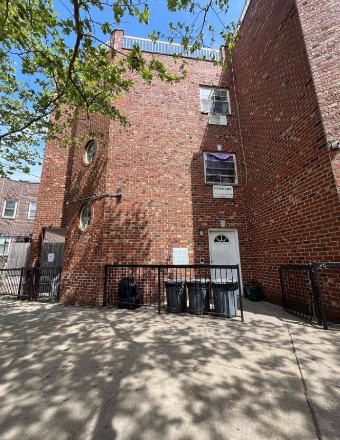 4913 106th ST, Corona, NY 11368