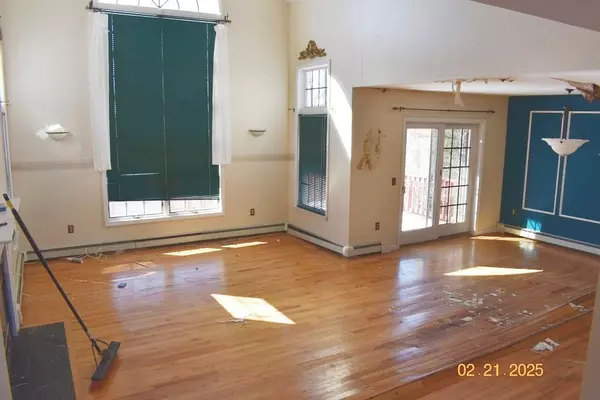 Fishkill, NY 12524,203 Windsor RD