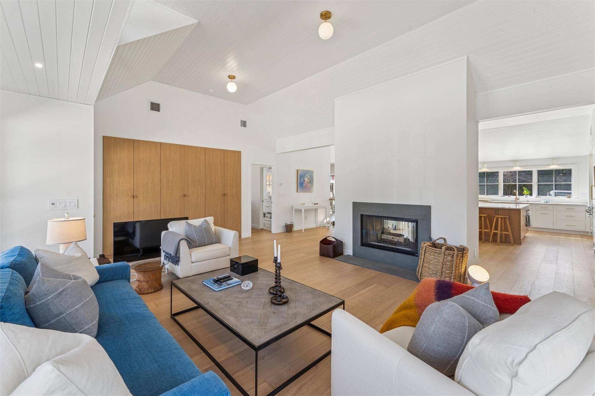 Quogue, NY 11959,25 Lamb AVE