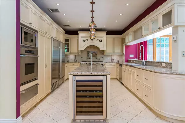 Tappan, NY 10983,20 Blair CT