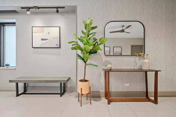 Forest Hills, NY 11375,67-25 Clyde Street #6N