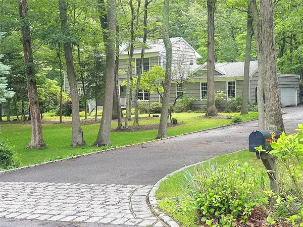 Port Jefferson, NY 11777,39 Cliff RD