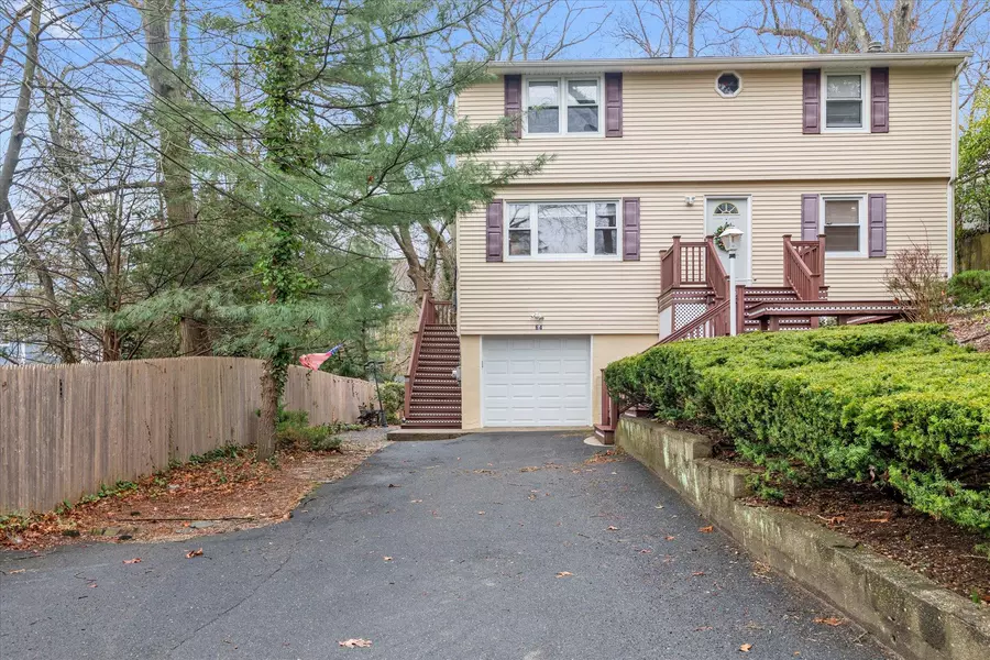 64 Polk AVE, East Northport, NY 11731