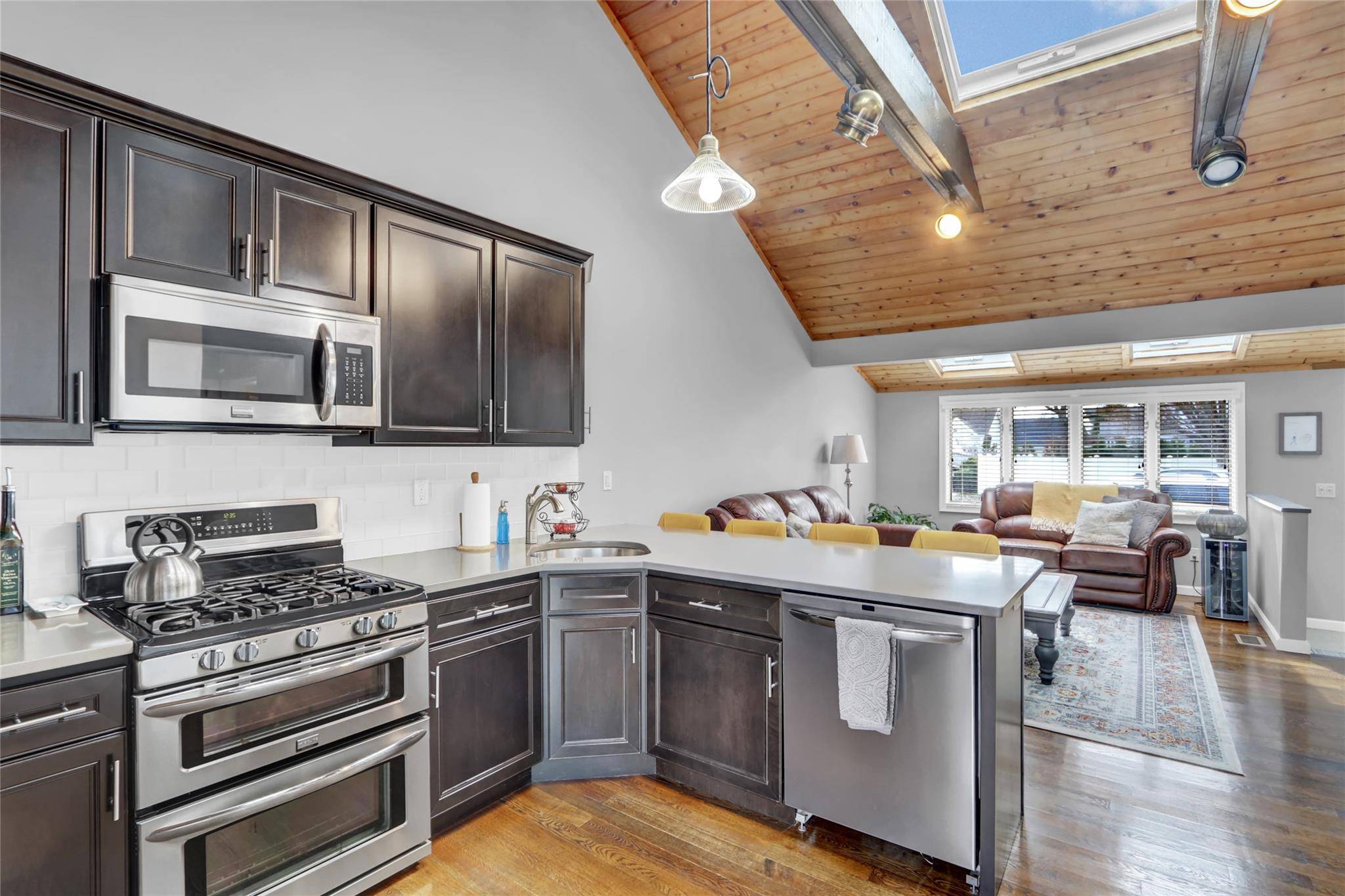 Massapequa, NY 11758,105 GARFIELD