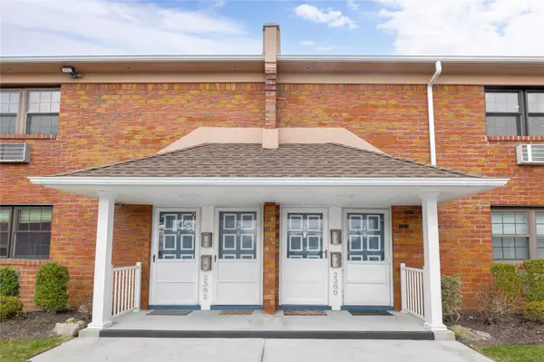 2380 Bedford AVE #B, Bellmore, NY 11710