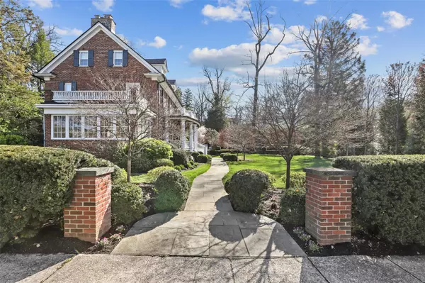 Pelham, NY 10803,530 Monterey AVE