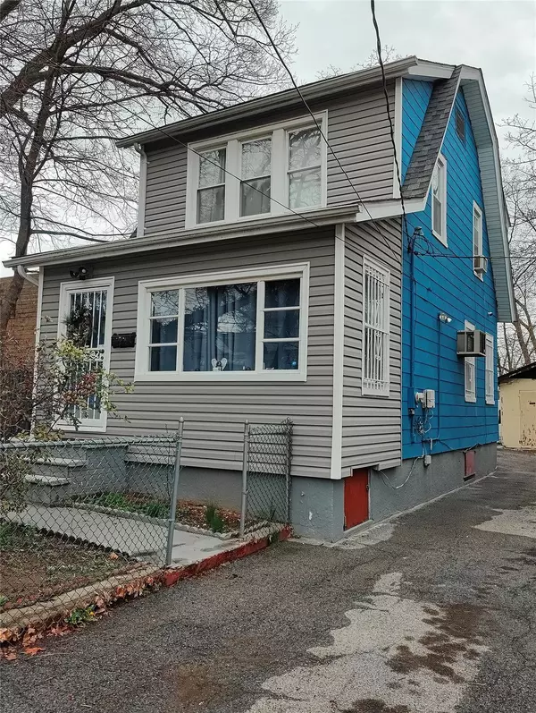 Bronx, NY 10466,3826 Harper AVE
