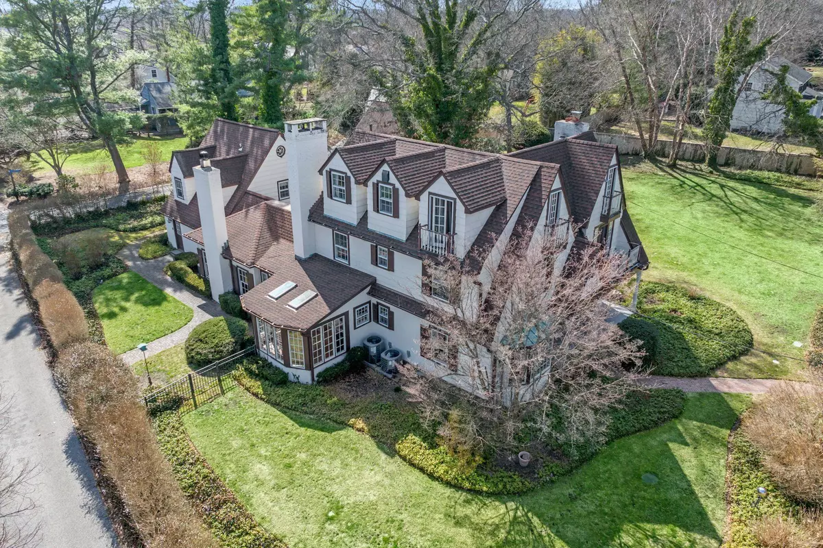 Huntington Bay, NY 11743,3 Wincoma DR