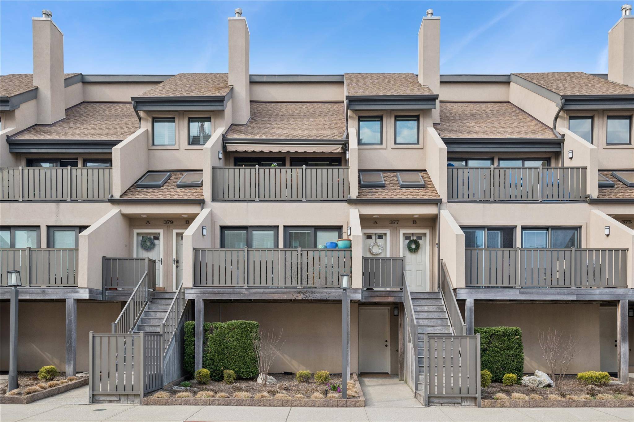377 W Broadway #B, Long Beach, NY 11561