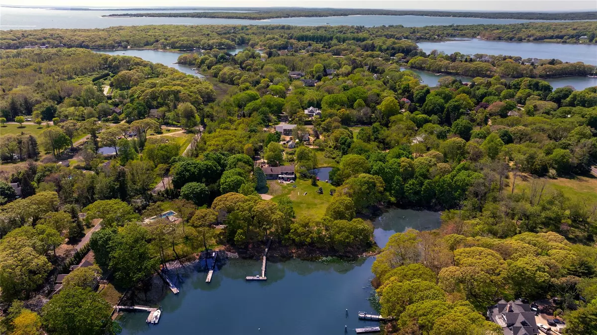 Shelter Island, NY 11964,15A / 15 & 13 S Menantic RD
