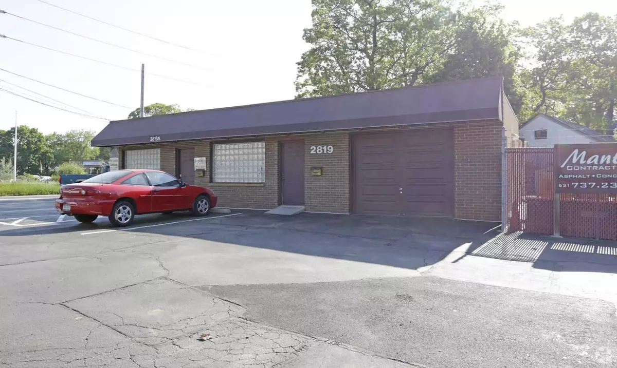 Ronkonkoma, NY 11779,2819 Pond RD #1 and 2