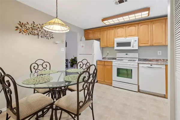 Medford, NY 11763,92 Birchwood RD