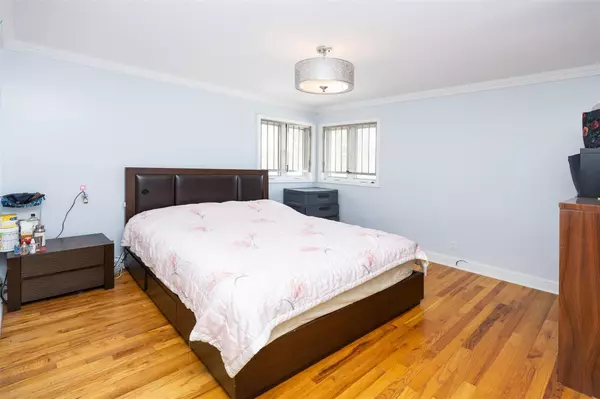 Flushing, NY 11357,14125 11th AVE