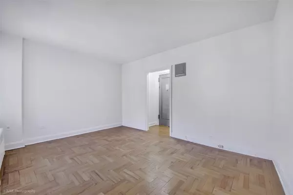 Woodside, NY 11377,48-41 43rd Street #5F