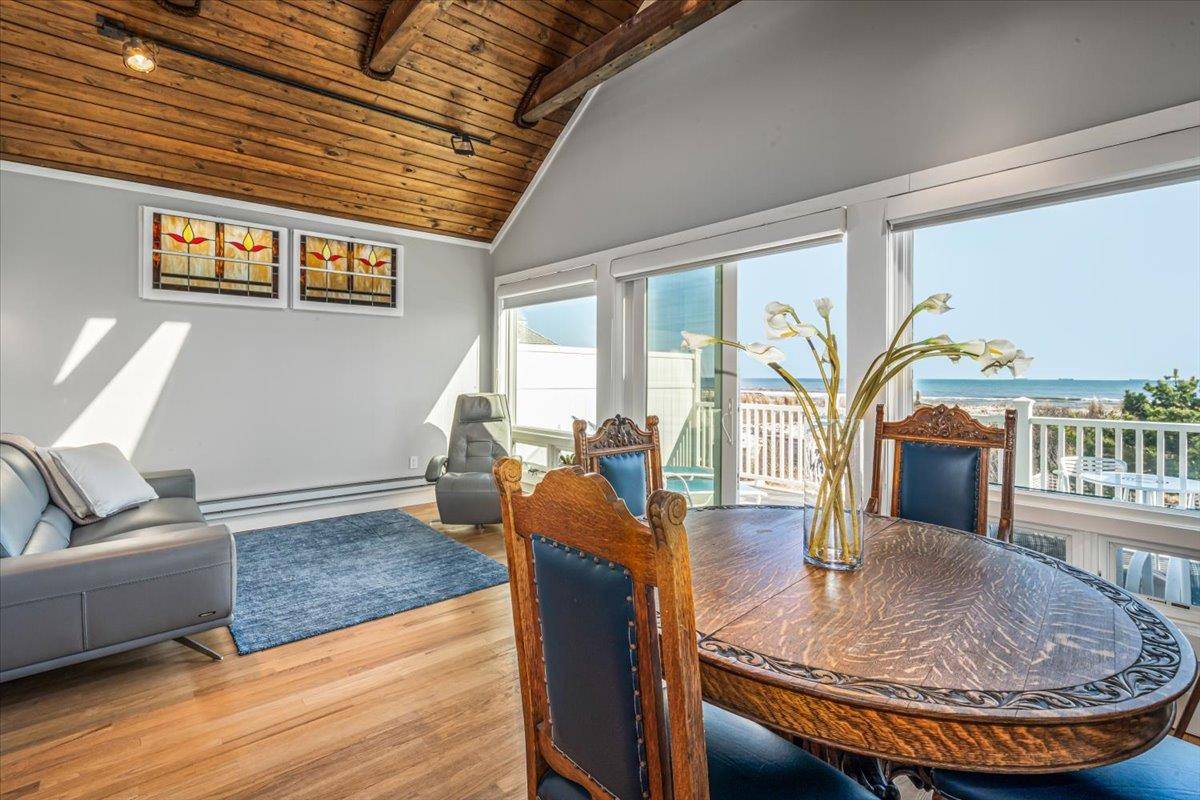 Long Beach, NY 11561,839 Oceanfront