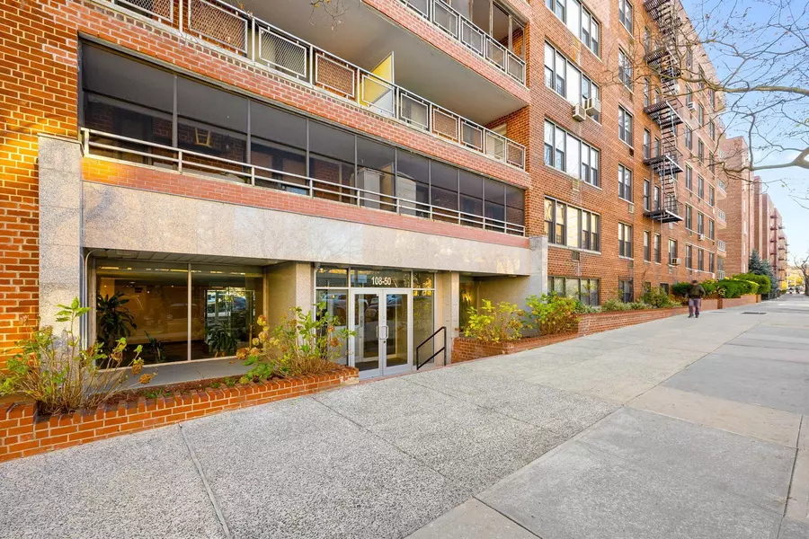 108-50 62 DR #6M, Forest Hills, NY 11375