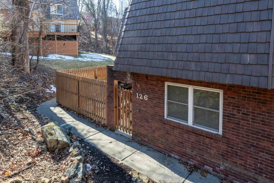 126 Laudaten WAY, Warwick, NY 10990