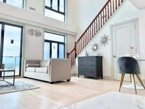 Flushing, NY 11354,141-26 Northern BLVD #11D