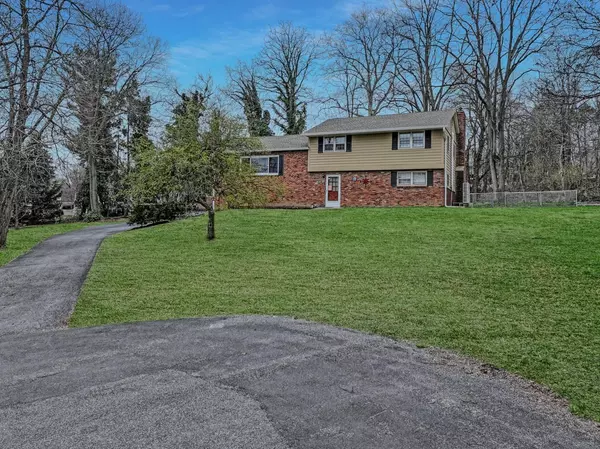 113 Williamsburg Court, Balmville, NY 12550