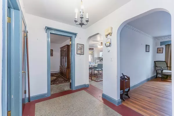 Coxsackie, NY 12051,2236 NY 385