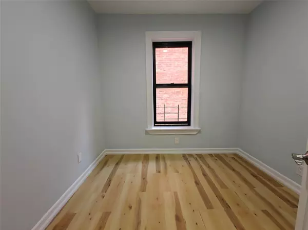 New York (manhattan), NY 10039,30 Macombs PL #44